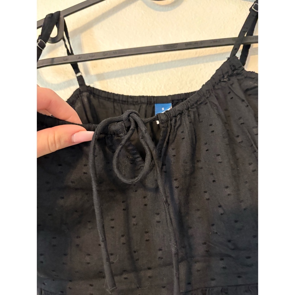 Old Navy | Texture Dotted Lightweight Cami Top with Tie Blouse (Black) - Picture 3 of 6